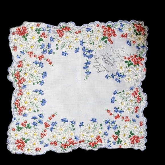Three beautiful 1950s floral handkerchiefs #2 - Picture 4 of 7